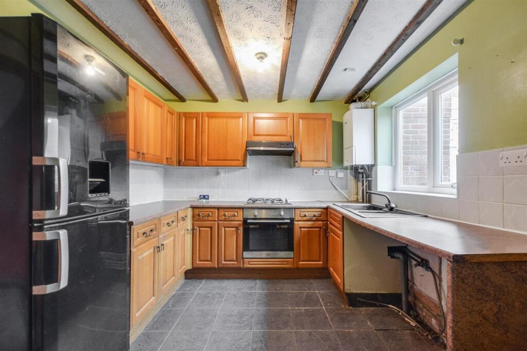Kitchen_1.jpeg
