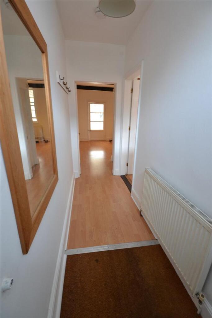 Hallway.JPG