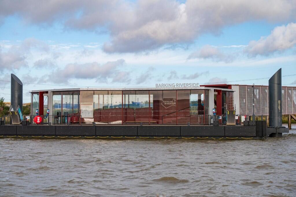 Uber Boat Pier