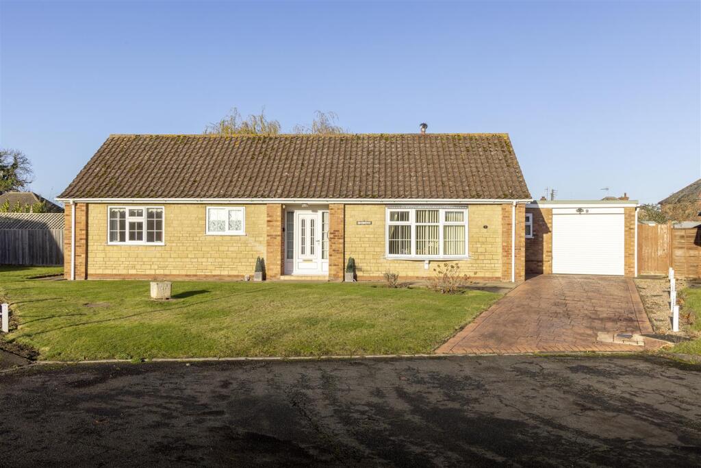 9 Towell Close (Boston)-4.jpg