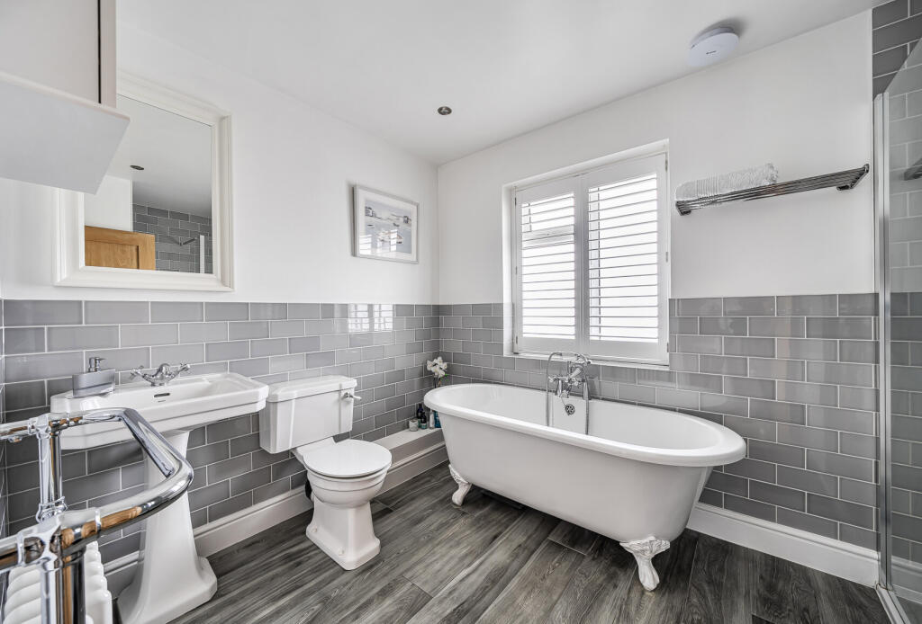 1328877-25-687fcf...