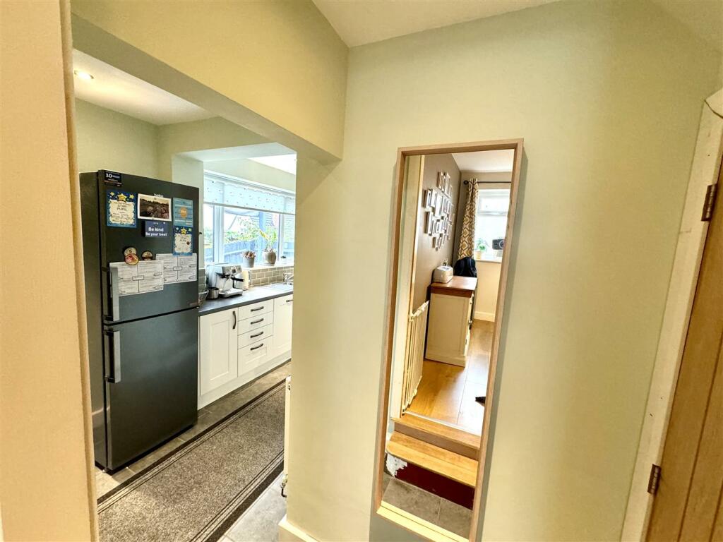 INNER HALLWAY