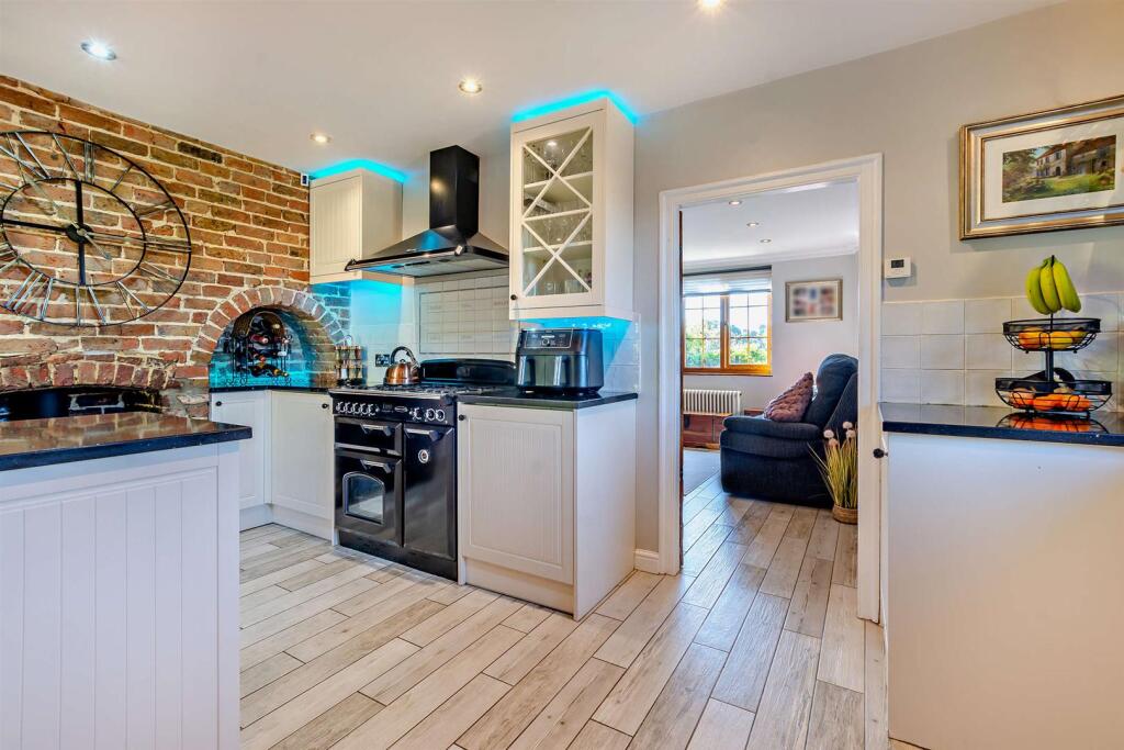 8666530-interior17-800.jpg