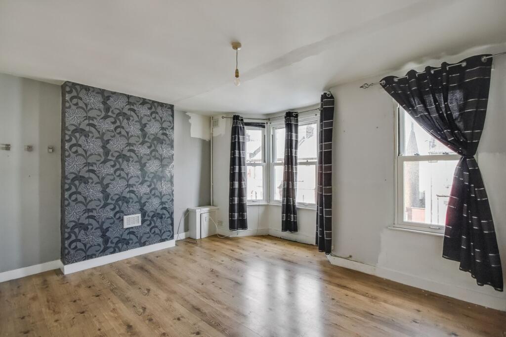 Flat A &amp; B, 54 Herga Road, Harrow HA3 5AS