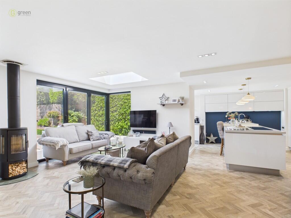 CAM03830G0-PR0148...