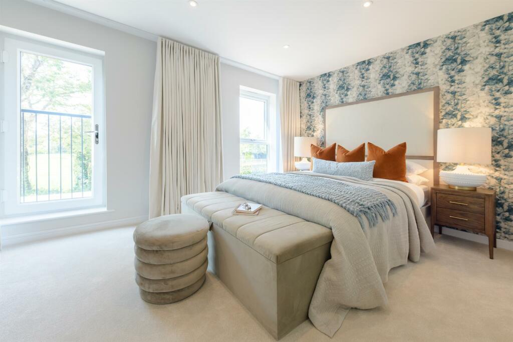 Airy and Light Bed 1