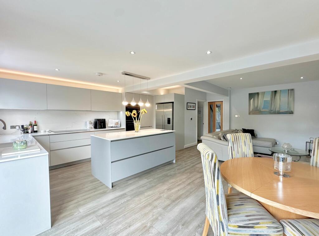 Open-plan Kitchen/Diner/Living Room