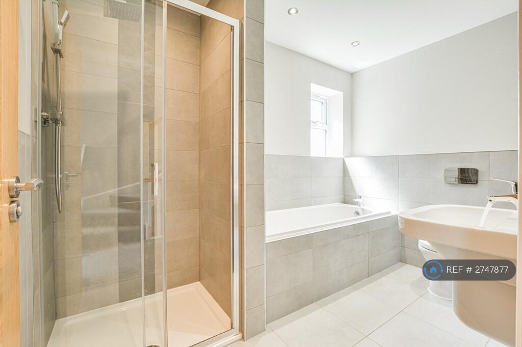 First Floor Bathroom 