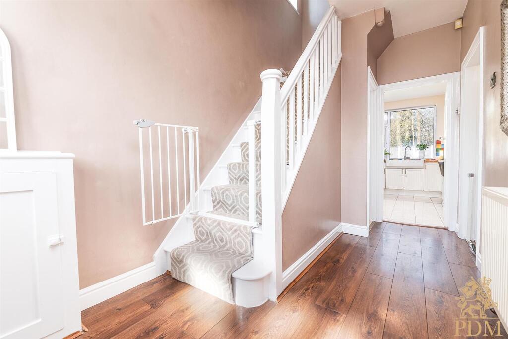 5 Balmoral Crescent Nottingham NG8 2DQ