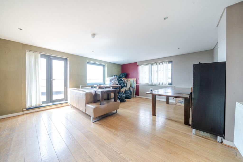 1307276-4-6846eab...