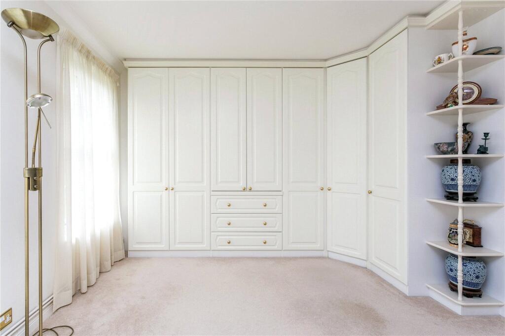 Bed One Wardrobes