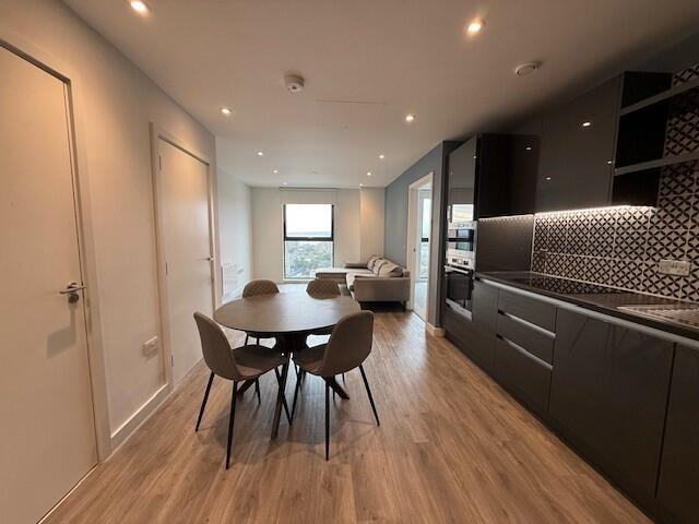 Lounge/Kitchen