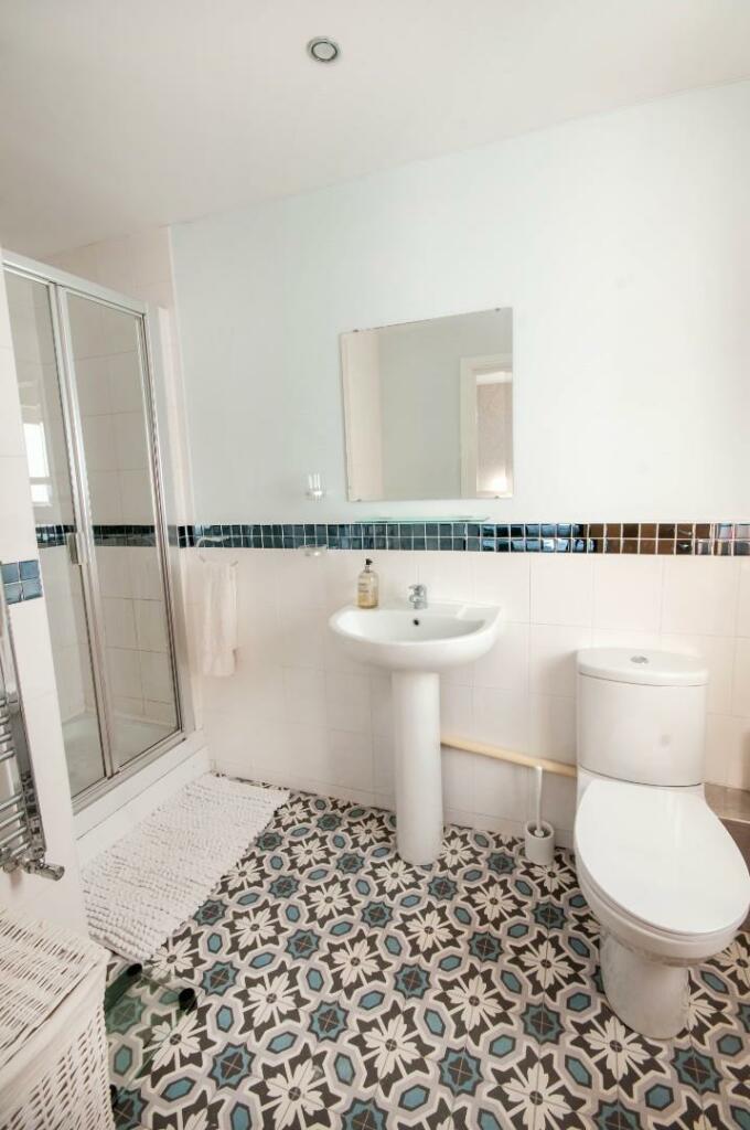 Ensuite Shower Room
