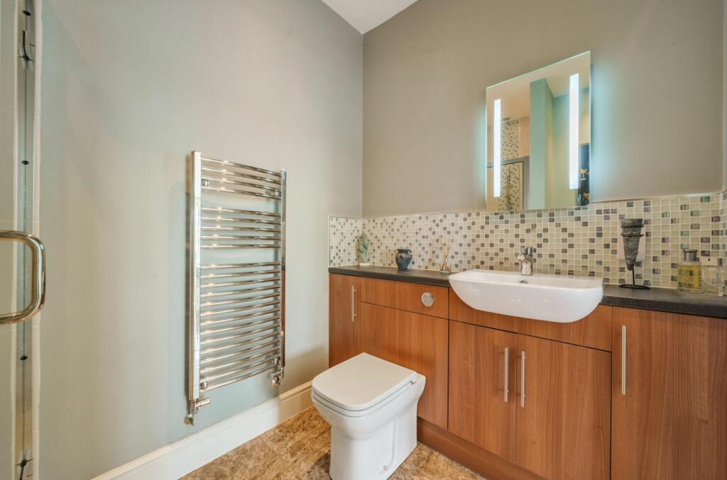 Ensuite