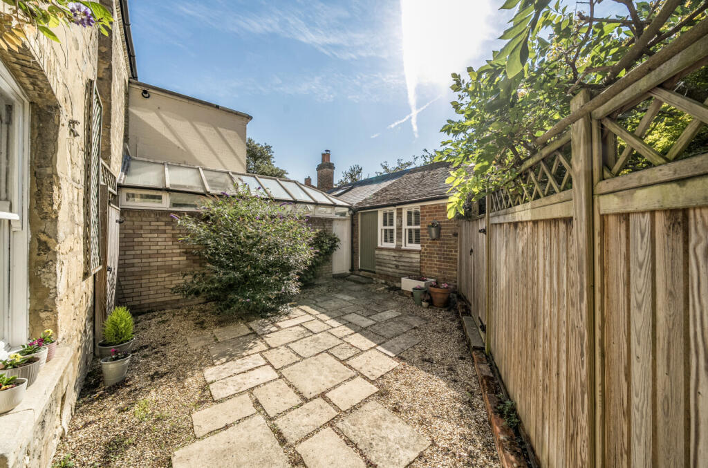 Outbuilding