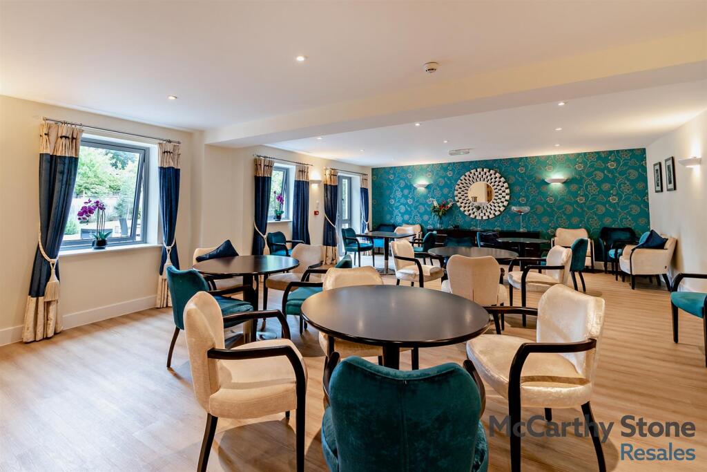 8661174-interior16-800.jpg