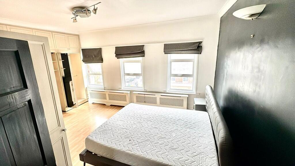 WhatsApp Image 20...