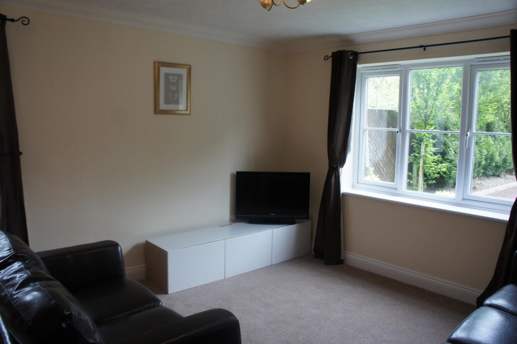 A large apartment on the ground floor of this pri