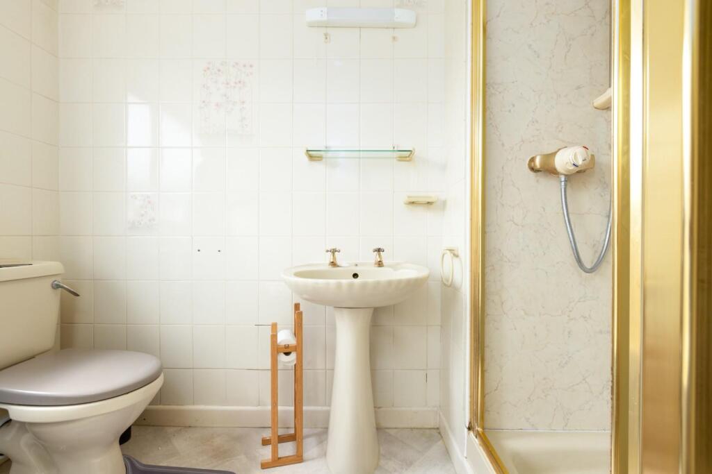 201 Dundridge reshoot-3.jpg