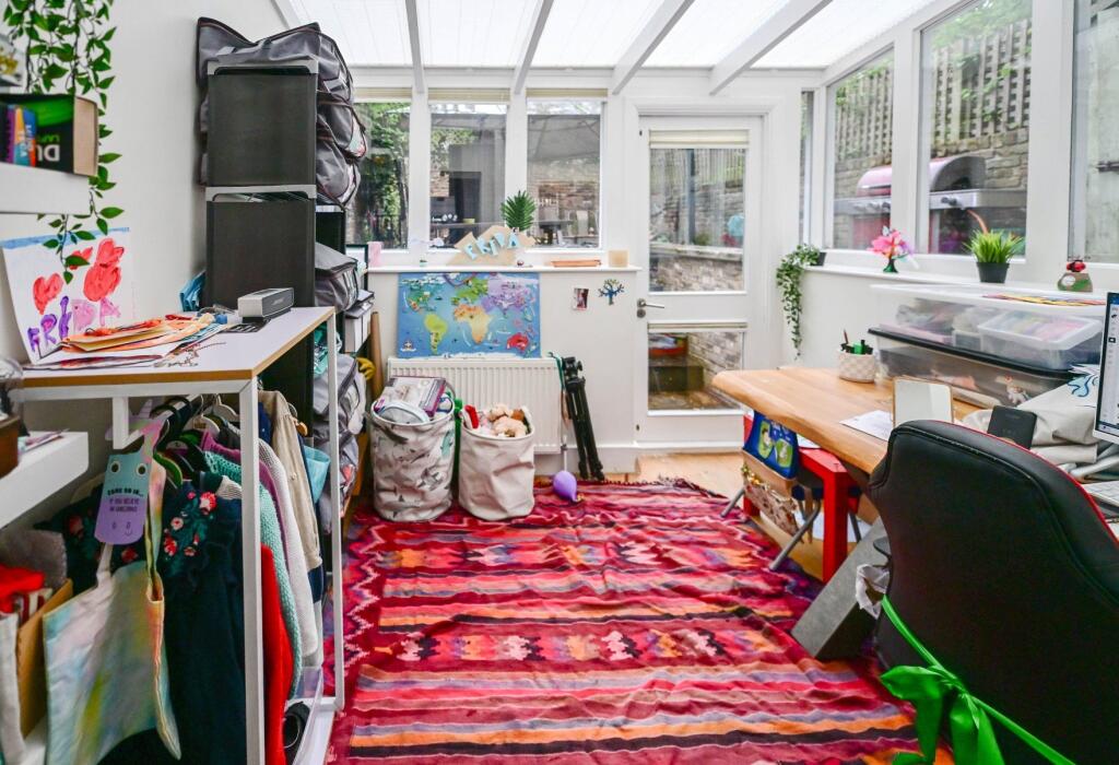 Picture No. 18
