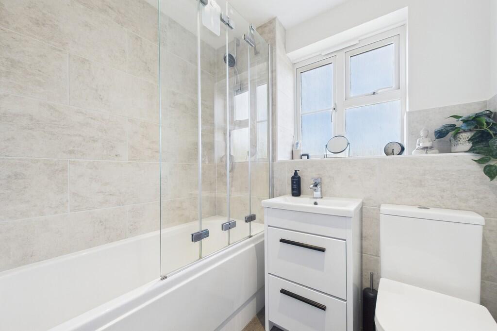 CAM01085G0-PR0573...