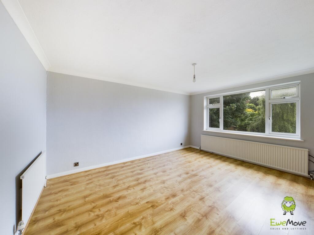 CAM00570P1-PR0226-STILL02