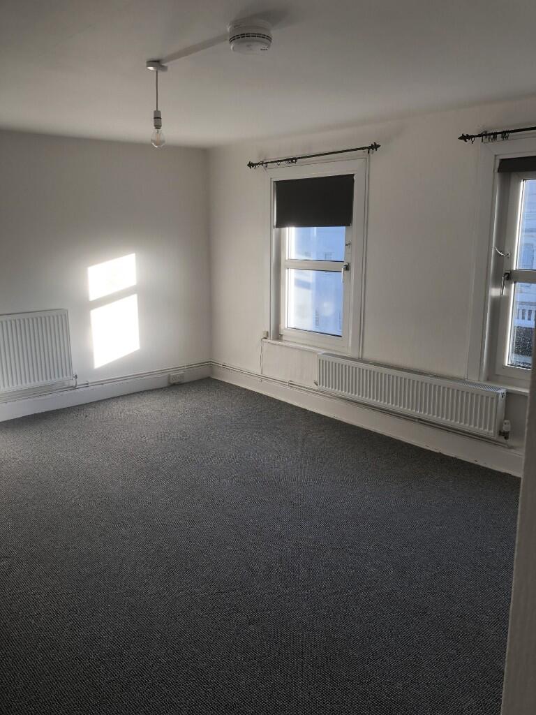Living/Bedroom