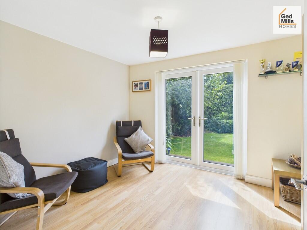 CAM04261G0-PR0077...