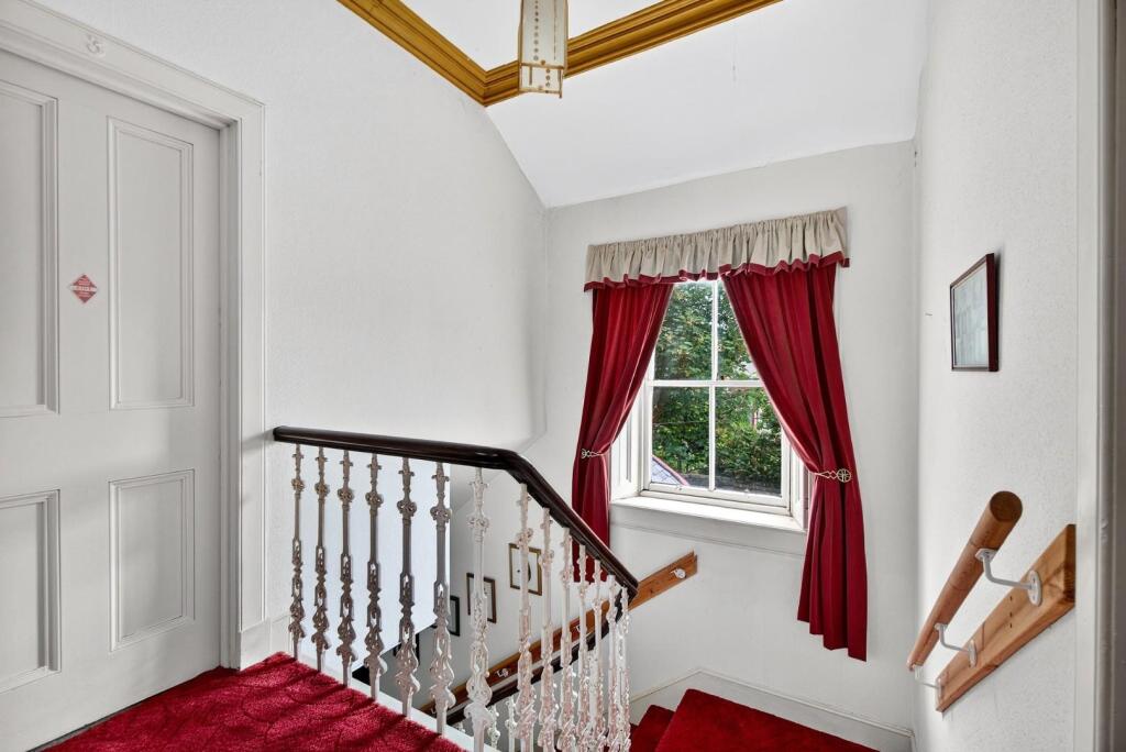 20_17 stanlane place, largs _20.jpg