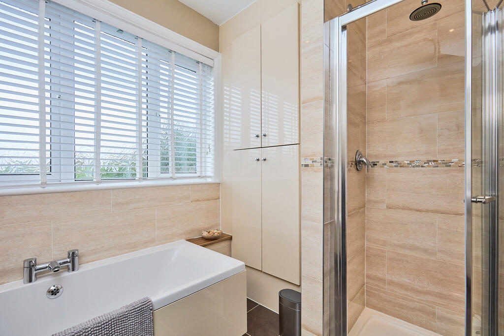 Edward Knight 202...