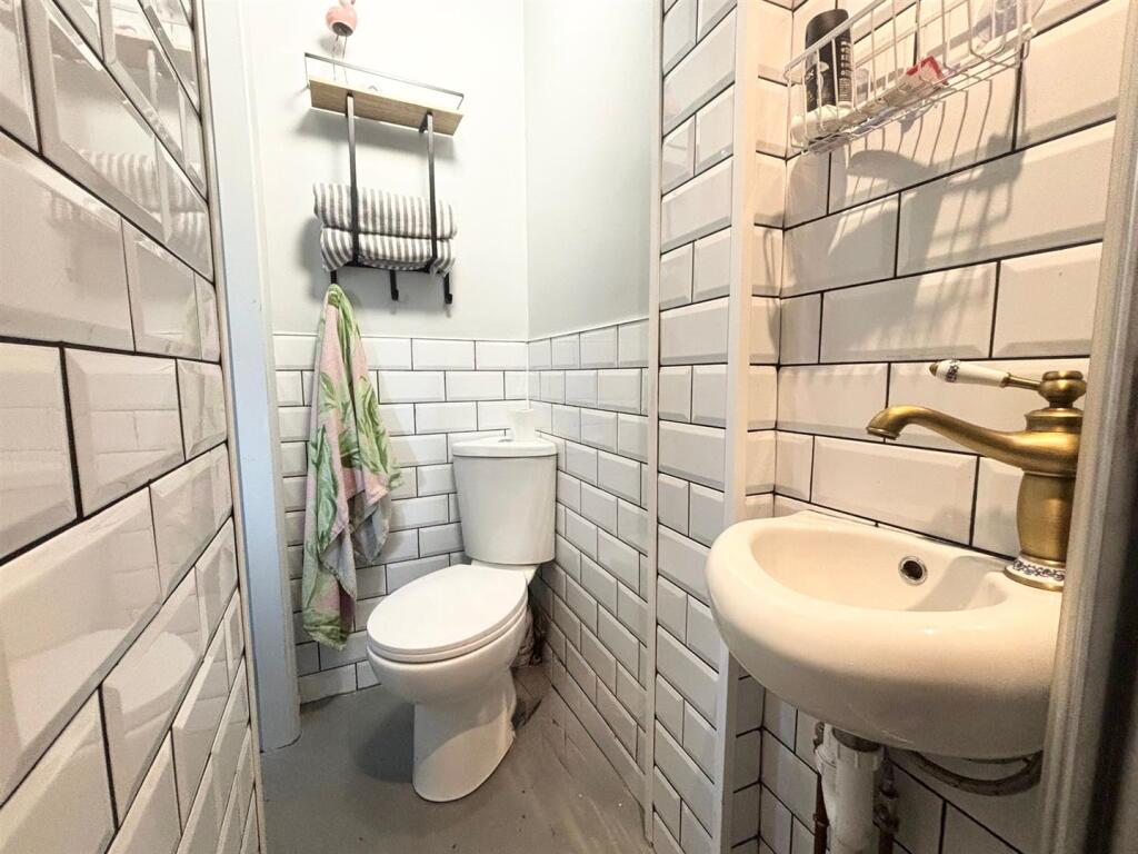 Ground Floor Shower Room