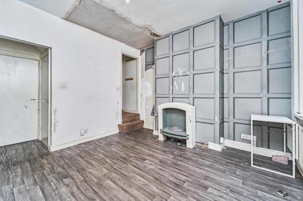 31 Booth Street, Darlaston, Wednesbury, West Midlands, WS10 8JB