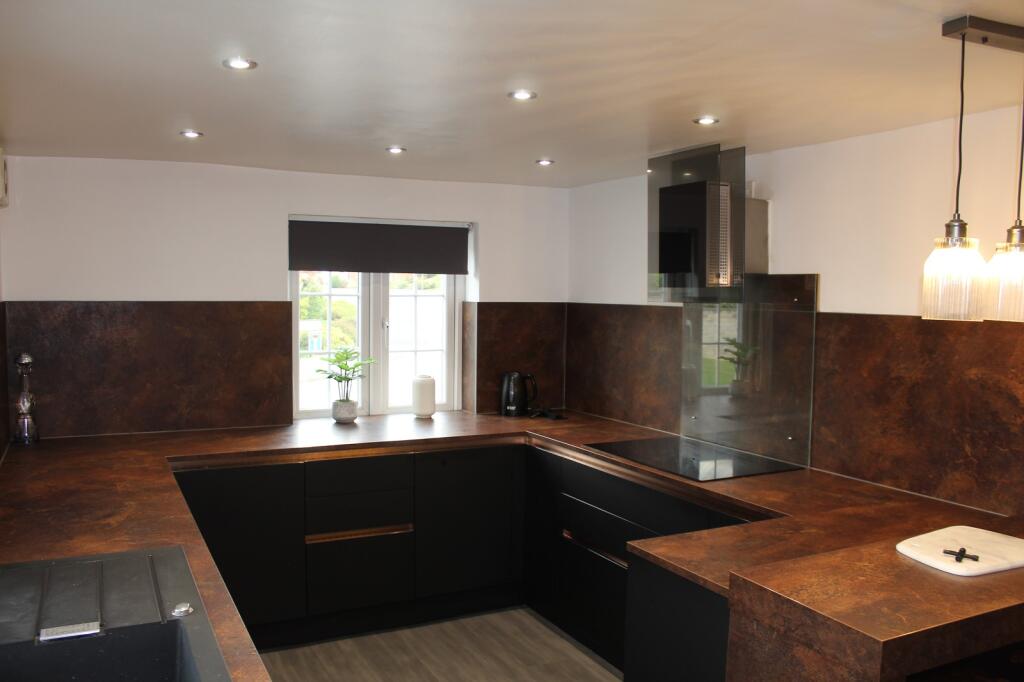 Fitted Kitchen