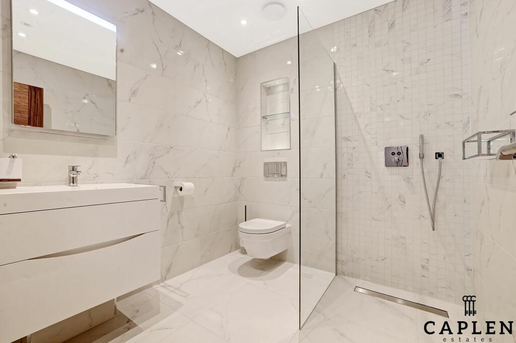 Ensuite Shower Room