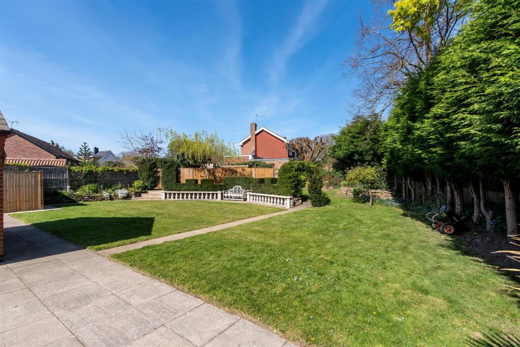 54 village rd-hi-13.jpg