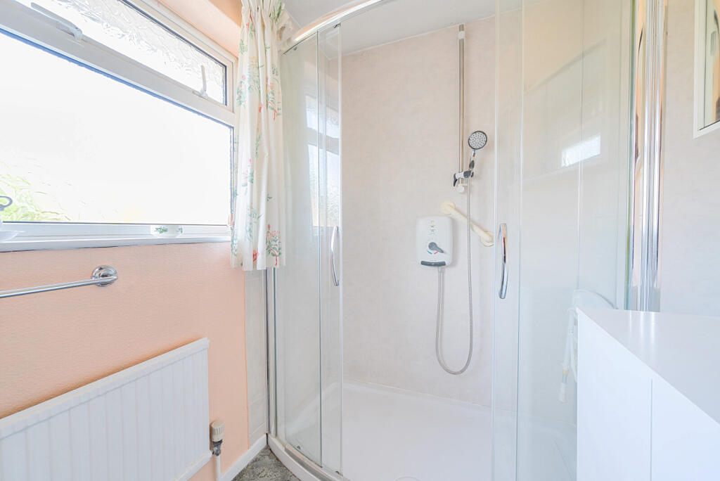 14-68134b895b7ee-...