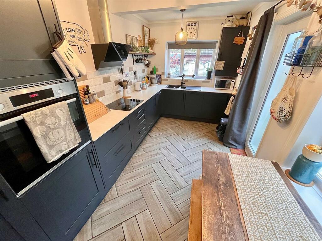 Kitchen/Breakfast Room