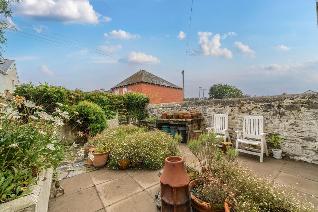 1320840-15-687670422bd60