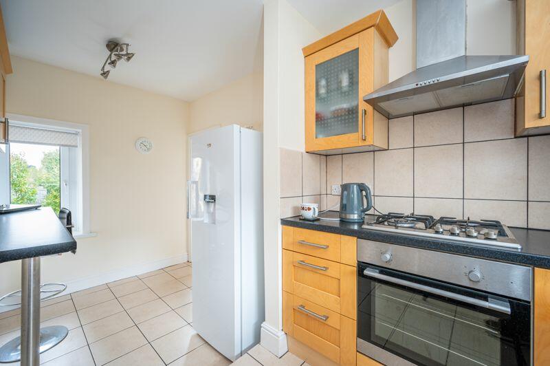 Kitchen / Dining Area