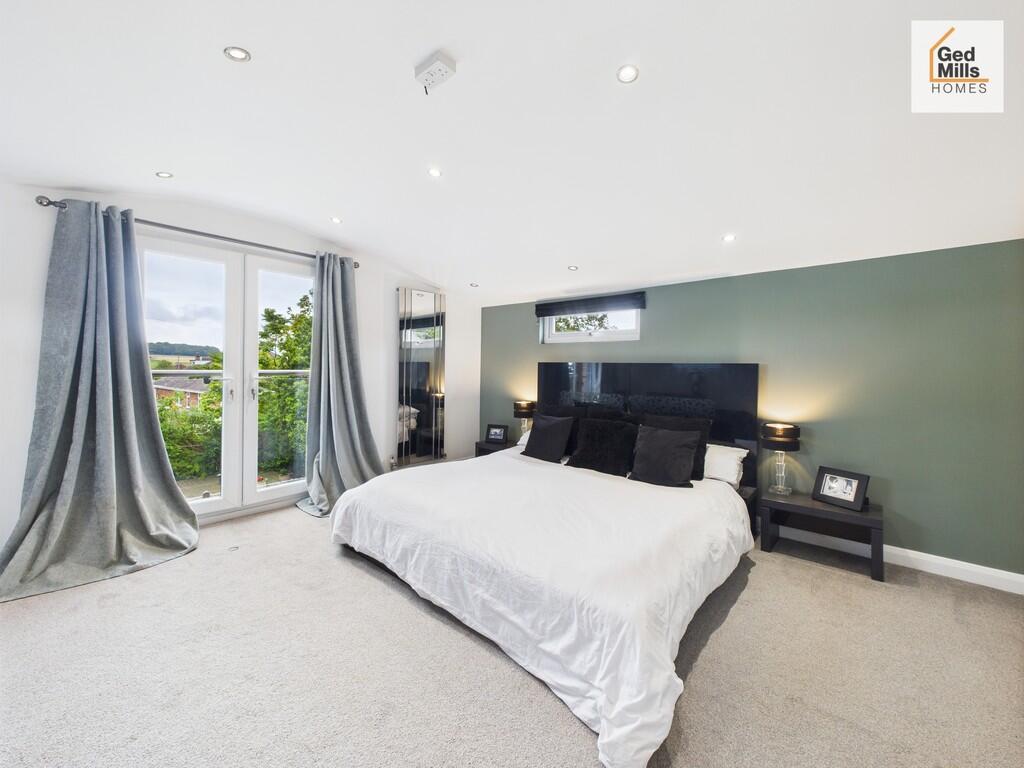 CAM04261G0-PR0076...