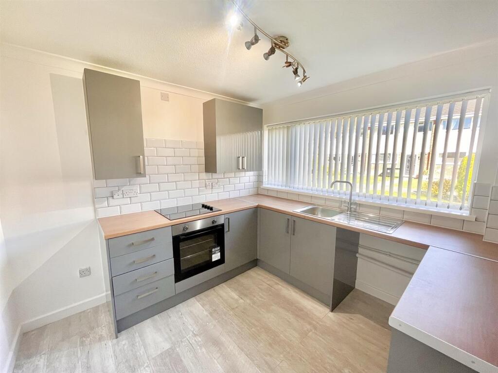Kitchen2.JPEG