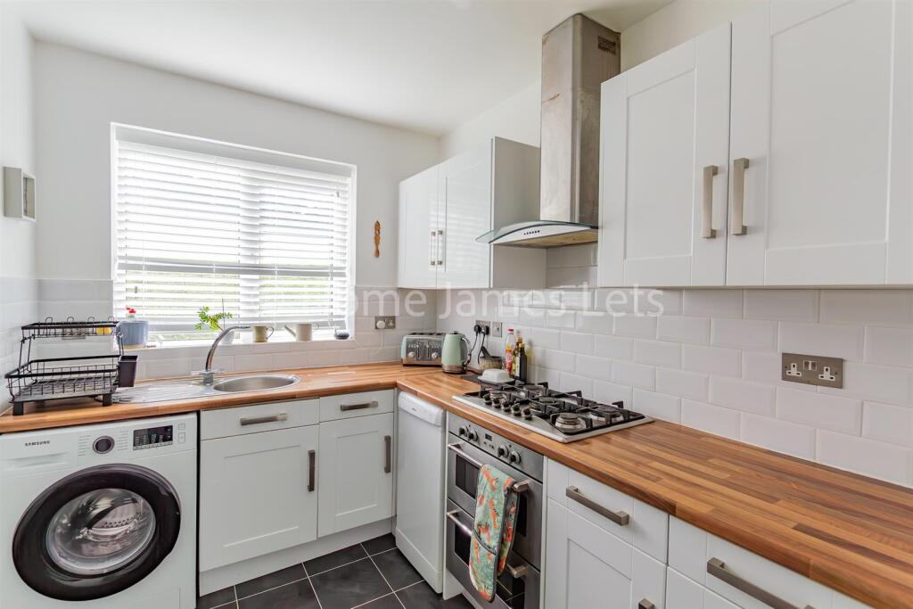 18661358 Kitchen(2).jpg