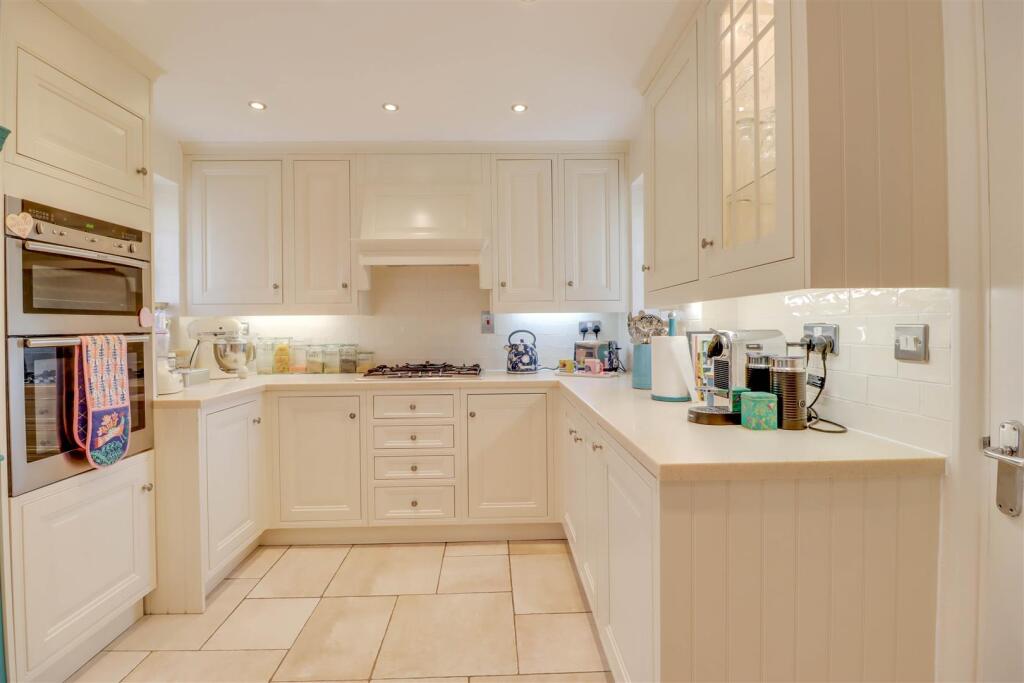 57 VICTORIA AVENUE-16.jpg