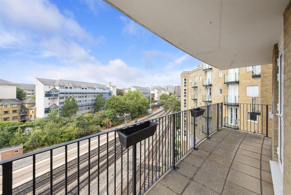 53166 Hi res (14).jpg