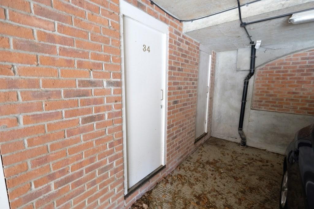 STORAGE CUPBOARD 