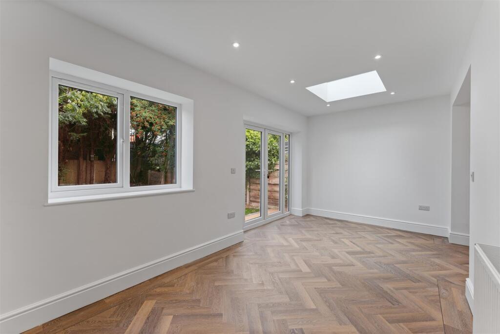 family room 2