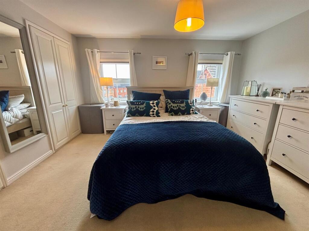 Principal Bedroom