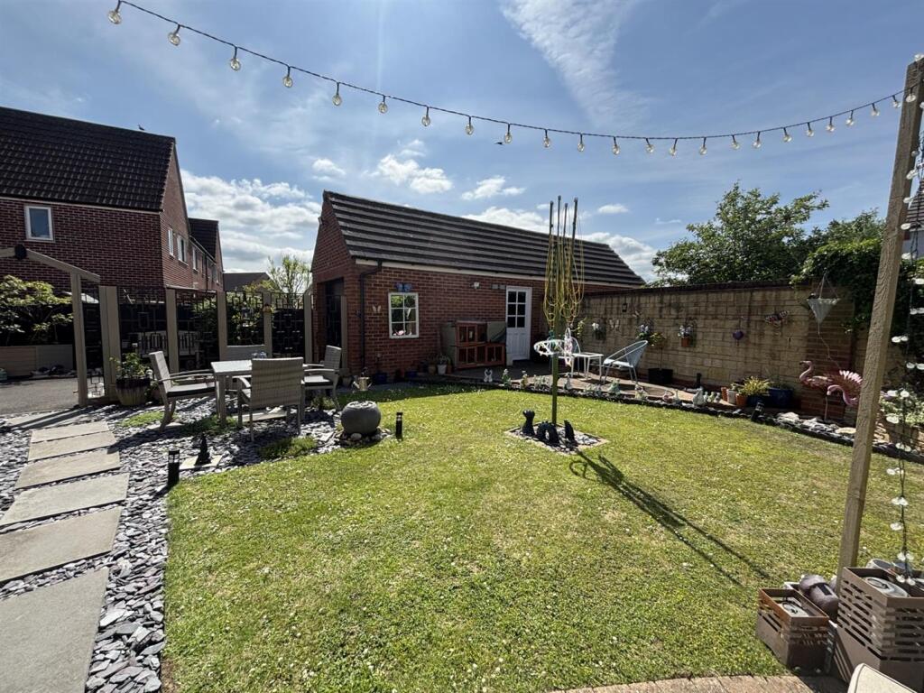 Garden 4.jpg