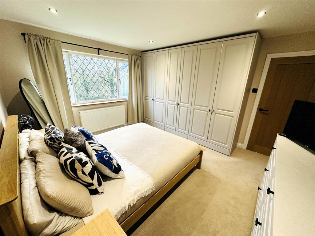 Bedroom 1.1.jpg