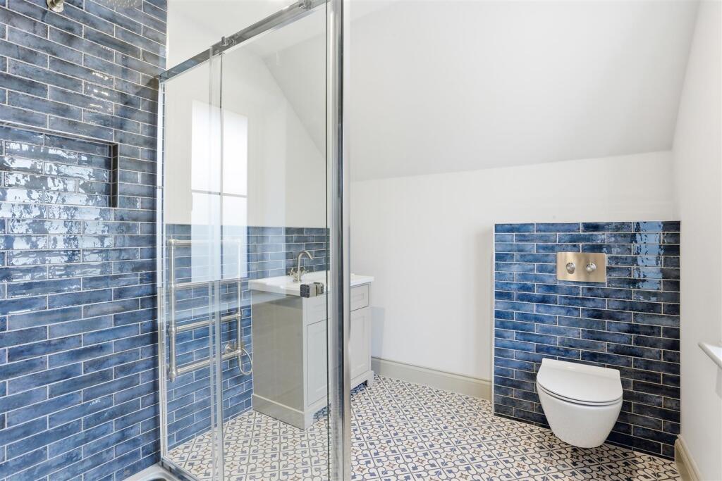 1578342896 - 5 Amberwood Grove -42.jpg